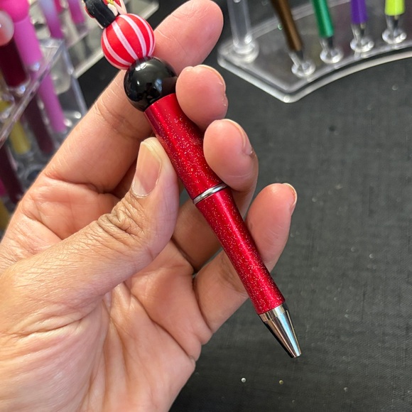 Betty Boop Red and Black Pen - Picture 3 of 6